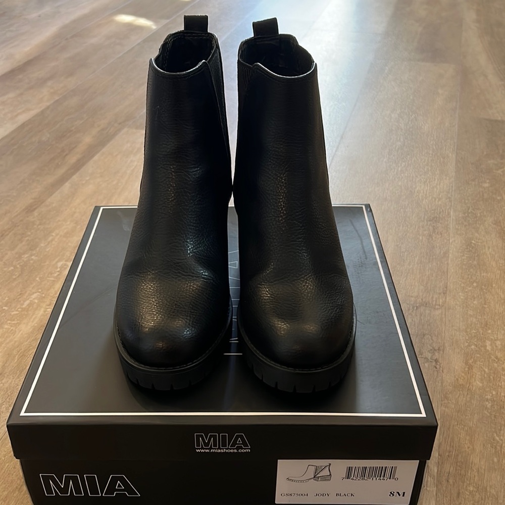 MIA black booties
